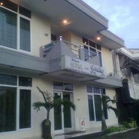 Hotel Gemilang Bandung Zewnętrze zdjęcie